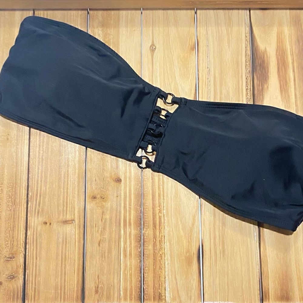 Black Strapless Bikini Top With Metal Ring Detail-NWOT